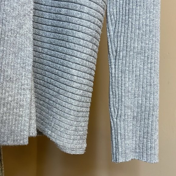 89 TH & Madison Open Grey Cardigan Size Large - Picture 6 of 11